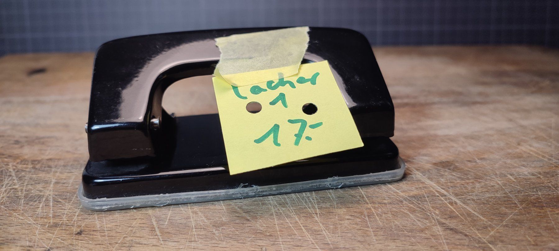 Temperini: Wunderschöner alter Locher nr 1 – Usato da Gelterkinden venduto da MYSTOREFORYOU4460 4