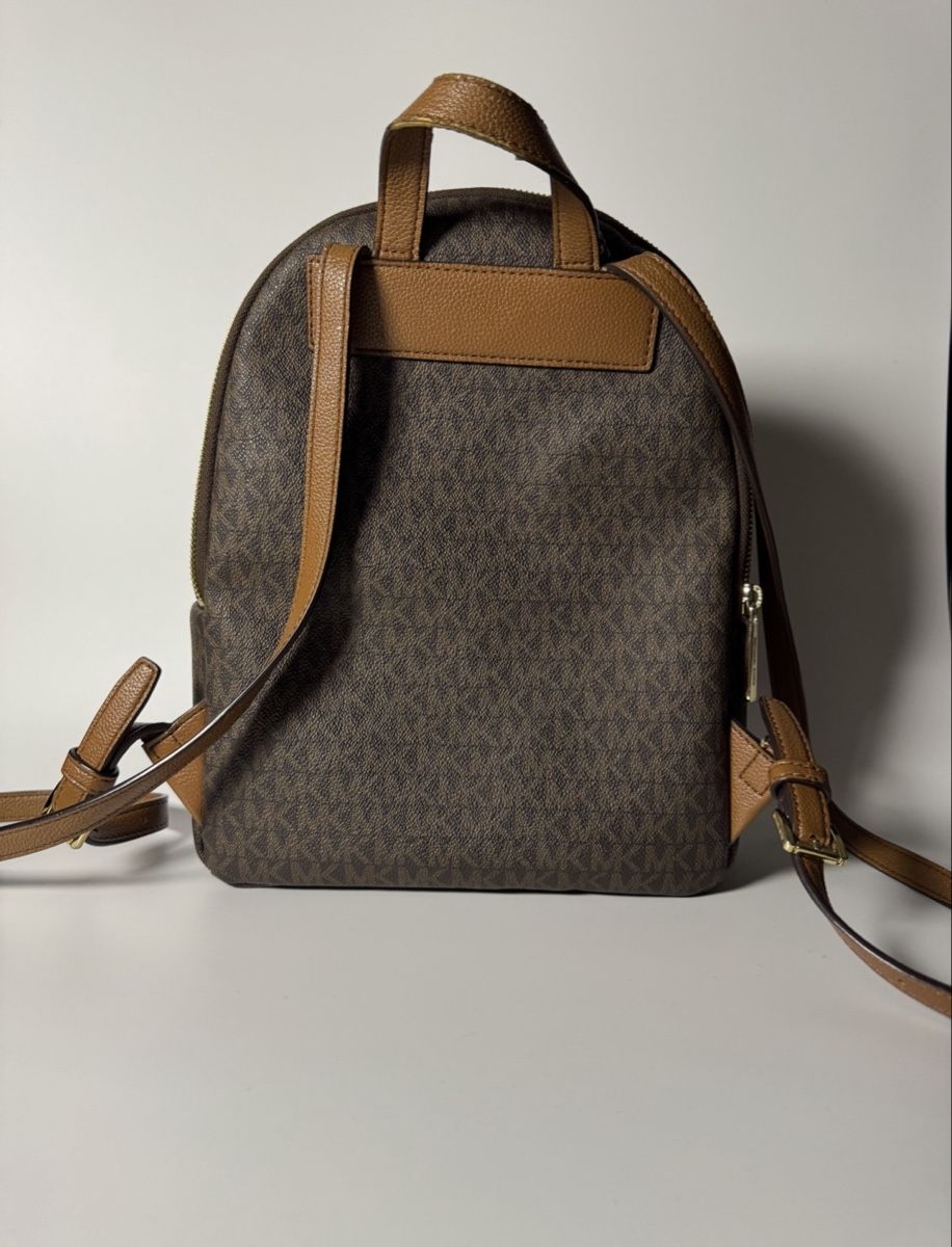 Michael Kors Zaini: SAC À DOS MICHAEL KORS ERIN – Usato da Vionnaz venduto da b_f_d_r_g 1