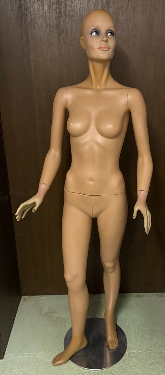 Autres décorations & accessoires: Schaufensterpuppe  – D'occasion à Wittnau par Helvetia1