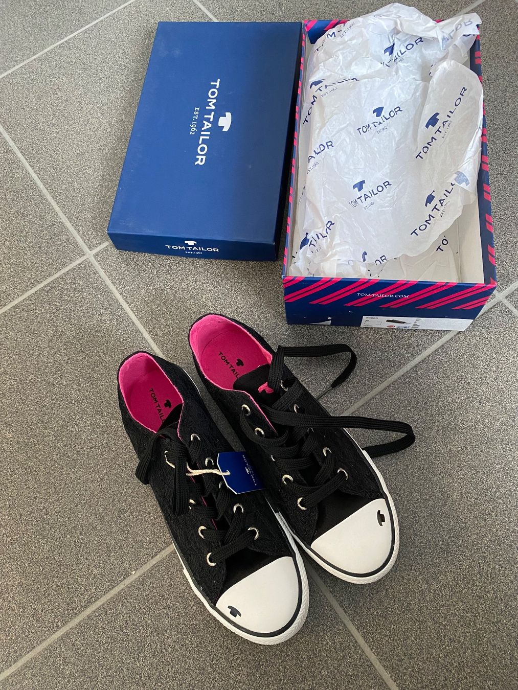 Tom Tailor Scarpe da donna: Neu! Tom Tailor Sneaker, Gr. 39 – Nuovo e nell'imballaggio originale da Summaprada venduto da hirschuh506