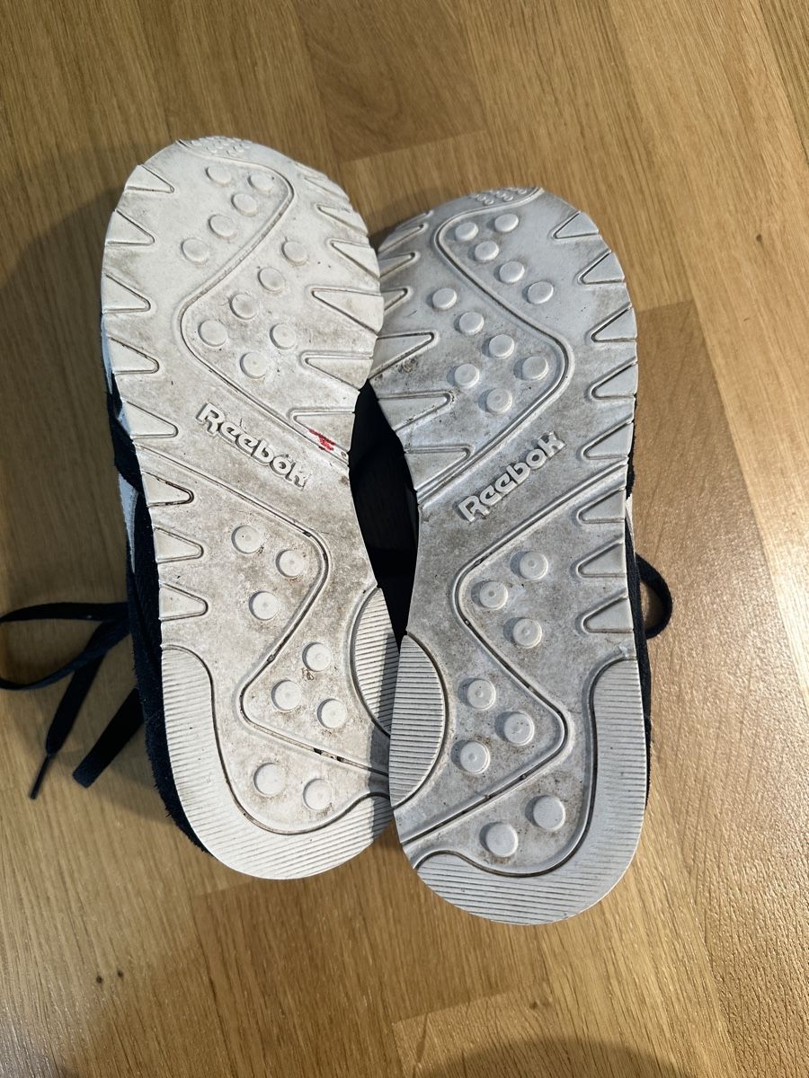 Reebok Chaussures hommes: Reebok Sneaker Schwarz, Grösse 41 – D'occasion à Bremgarten b. Bern par ilonarebekka 2