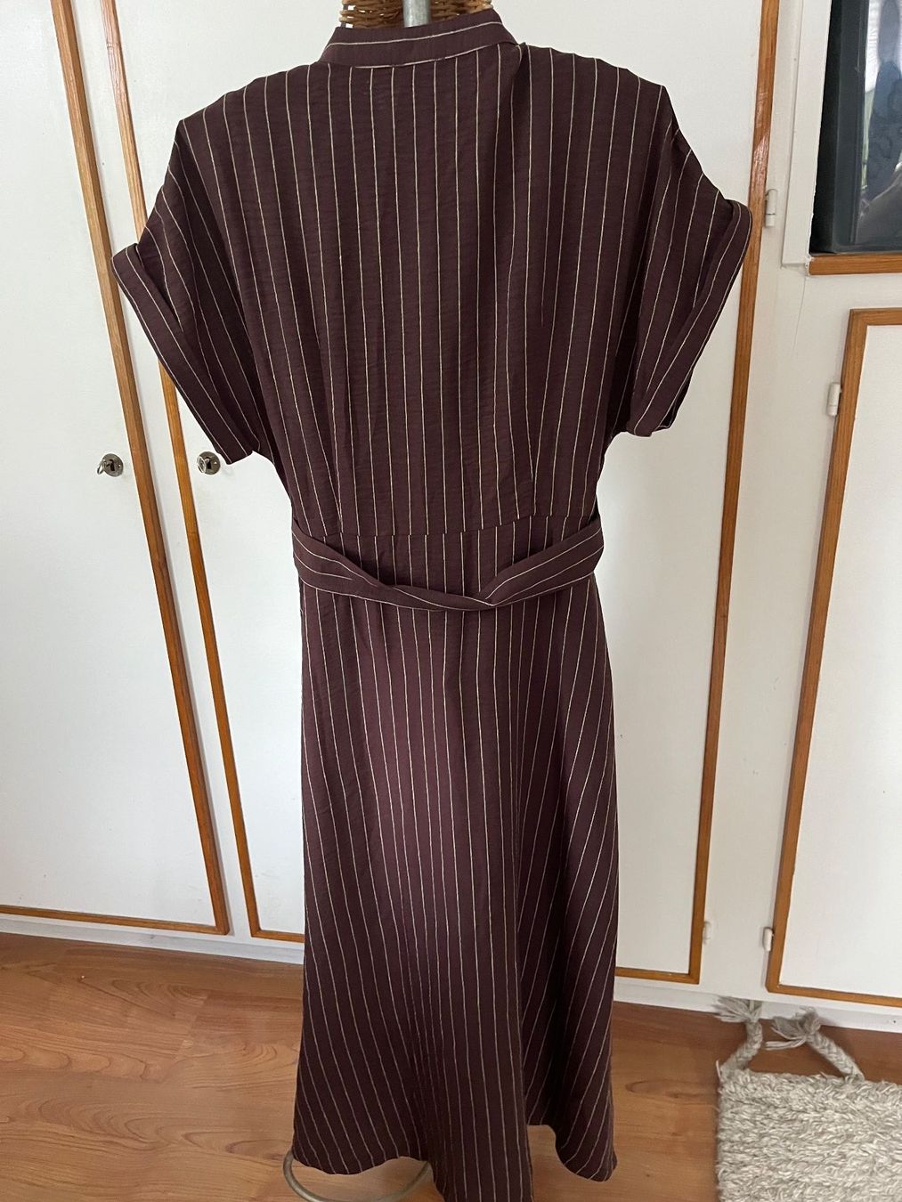 C&A Vestiti: C&A Kleid gestreift Gr. 40 – Usato da Utzenstorf venduto da Ismaele 3