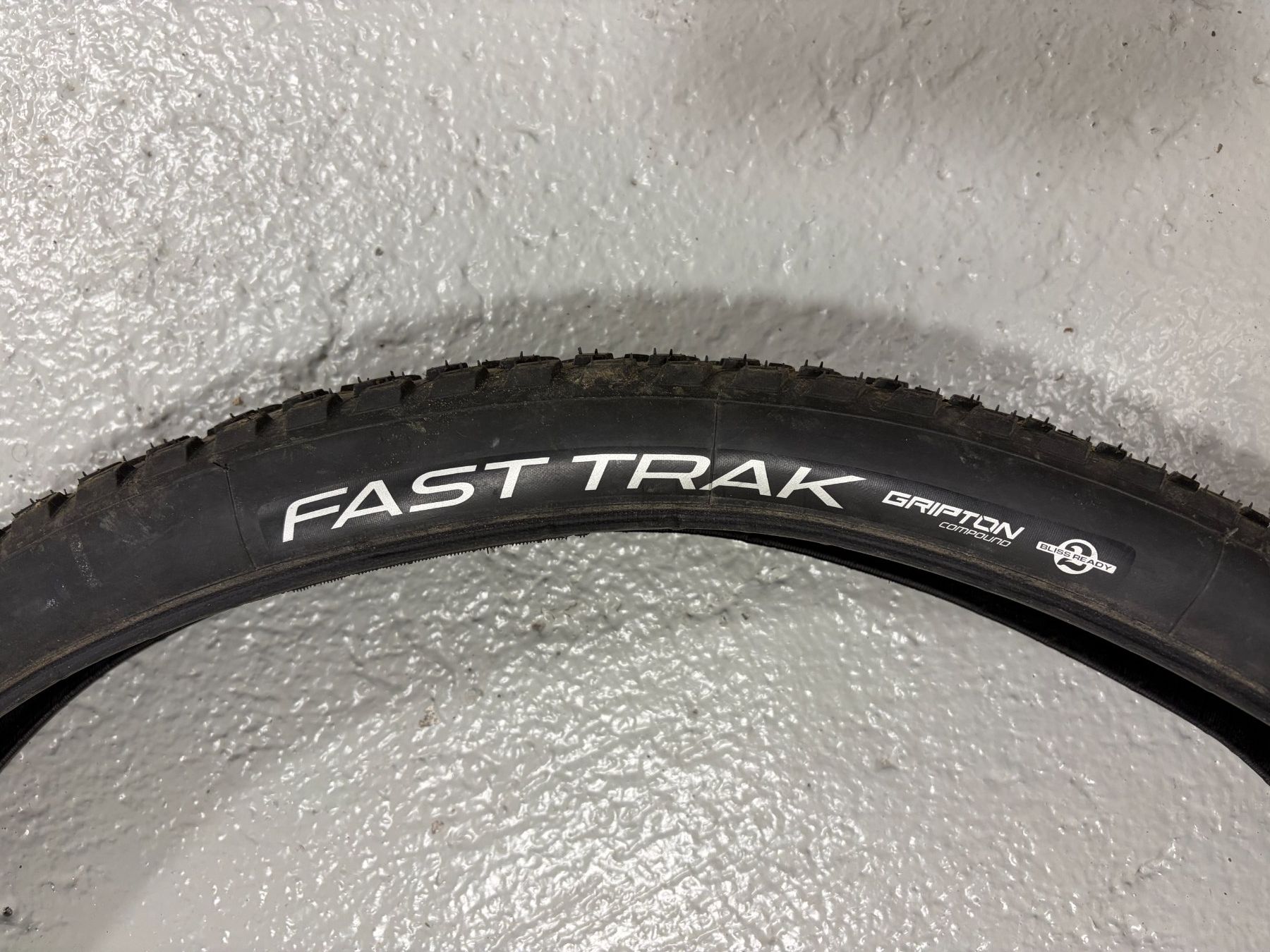 Pièces détachées: 3 x Specialized Fast Track XC Reifen – D'occasion à Laufen par scylla09 6