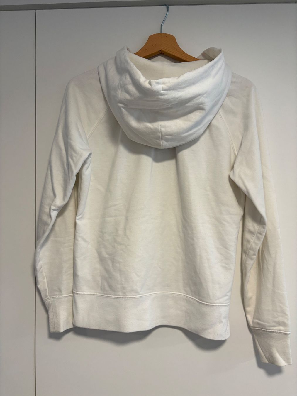 Gap Maglioni & Felpe: Sweatshirt GAP weiss – Usato da Zürich venduto da fra_88dh 4