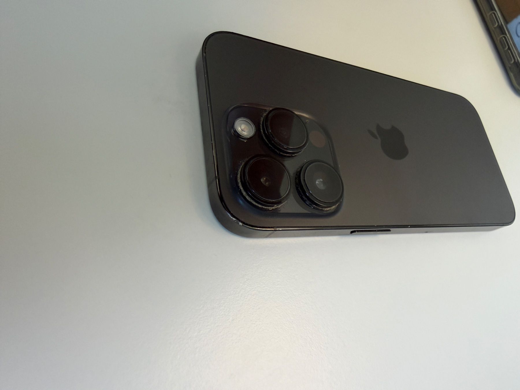 Apple Telefoni cellulari / Smartphones: iPhone 14 Pro 128 GB SpaceBlack – Usato da Zürich venduto da fra_hf6m 4