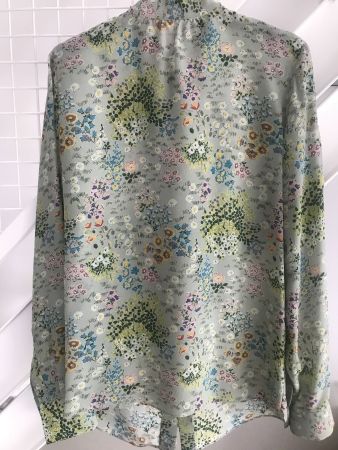 Valentino Bluse, Gr. IT 38