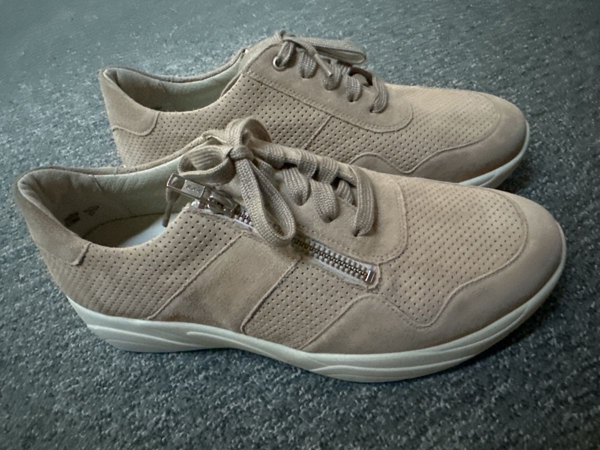 Scarpe da donna: Solidus Halbschuhe Gr 39.5 neu – Nuovo e nell'imballaggio originale da Baltschieder venduto da YmroBe 1