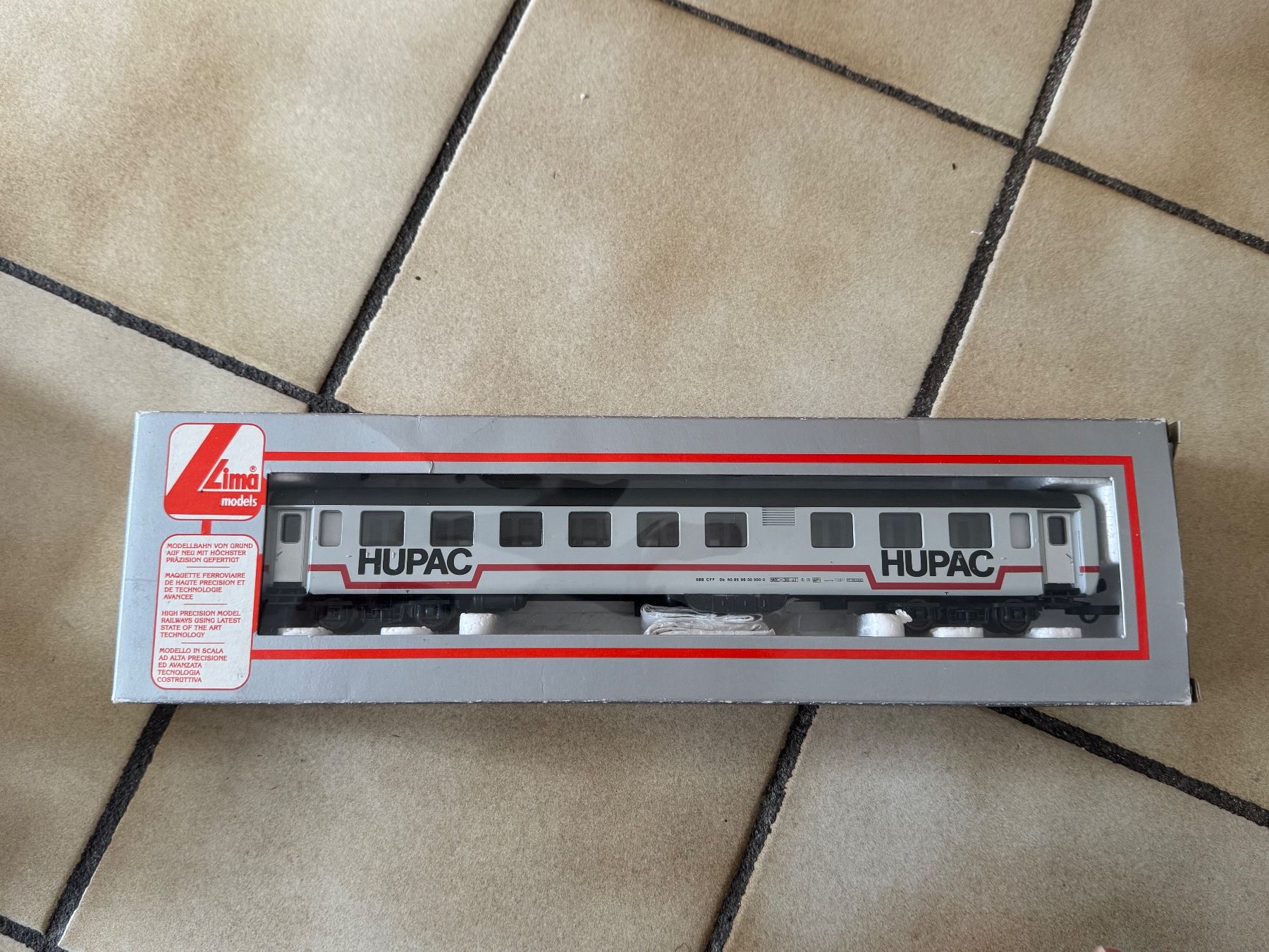 Lima Modellini di ferrovie: Voitures voyageurs SBB HUPAC LIMA HO DC – Nuovo e nell'imballaggio originale da Genève venduto da den_8z8h