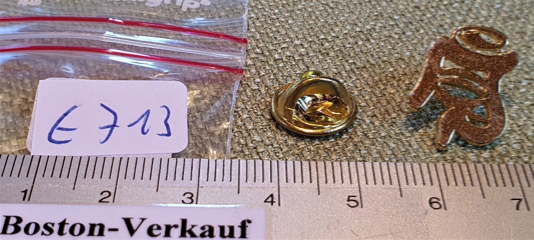 Tutti i DVDs: E713 - Pin Goldiges Zeichen ? oder Kunst – Usato da Reinach BL venduto da Boston-Verkauf 2