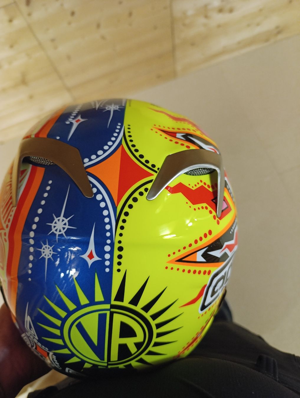 AGV Caschi & visiere: AGV Helm Valentino Rossi Edition – Nuovo e nell'imballaggio originale da Stäfa venduto da Phenomenom 2