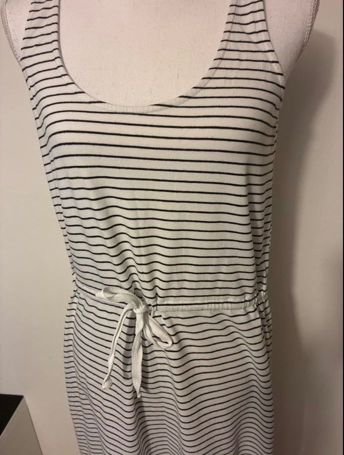 Kleider: Kleid L – Gebraucht aus Küssnacht am Rigi von Anacerna 1
