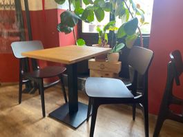 Holz Tisch zu verkaufen (ca.10-20 Stk)