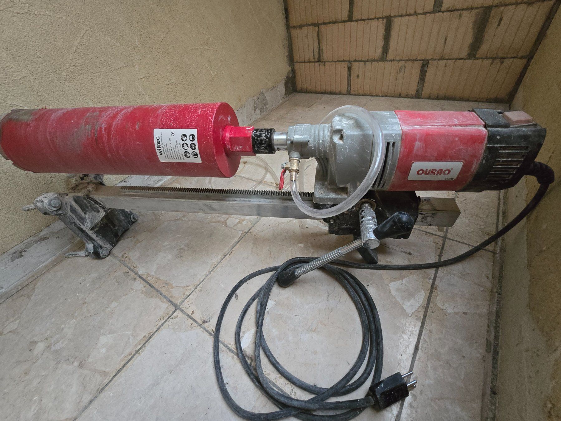 Bohrmaschinen: Kernbohrgerät – Gebraucht aus Balsthal von Sigro0 2