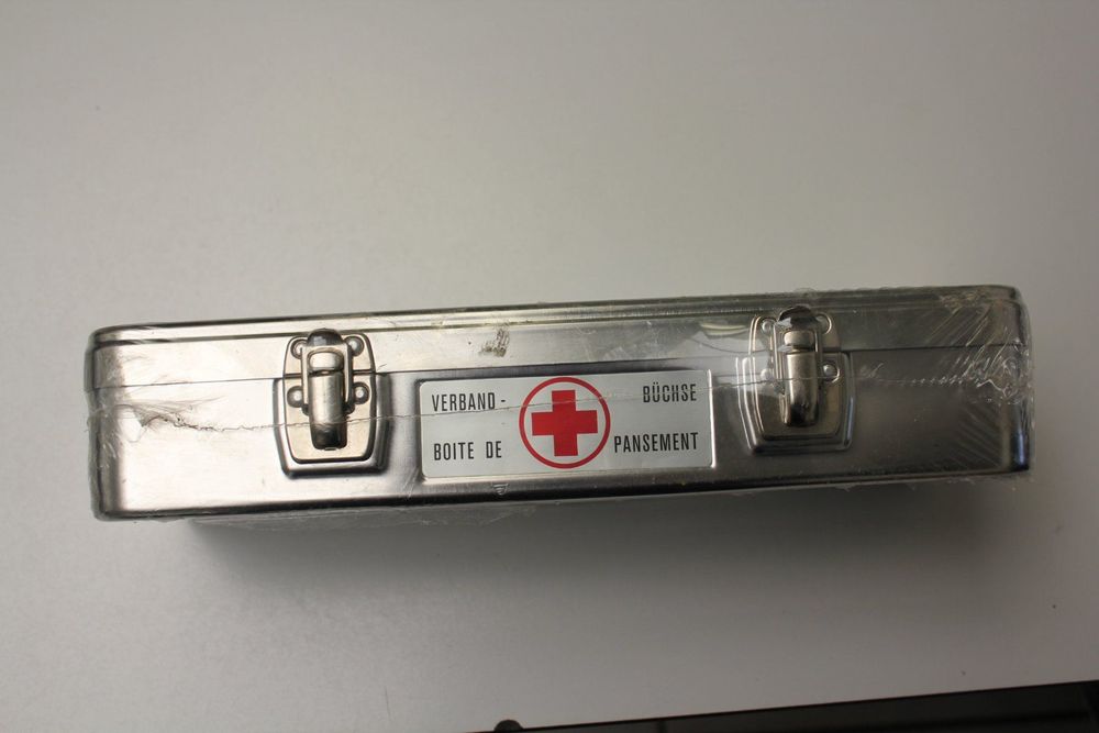 Verband Büchse Verbandskasten Kaufen auf Ricardo