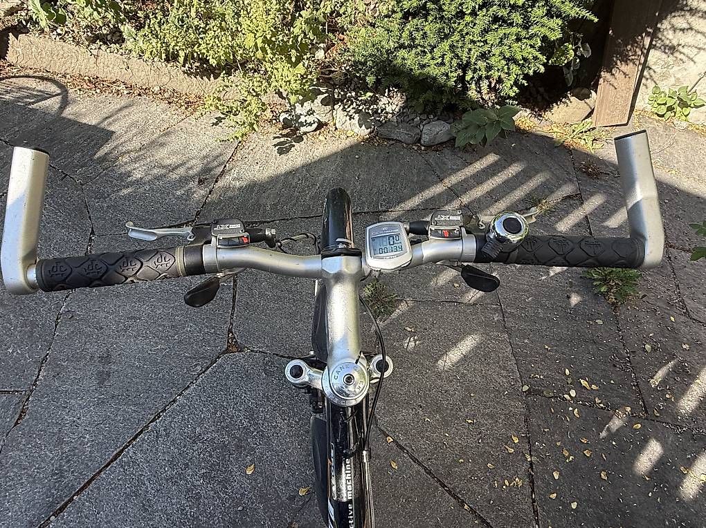 Velos: Velo zu verkaufen  – Gebraucht aus Scharans von pandezu 2
