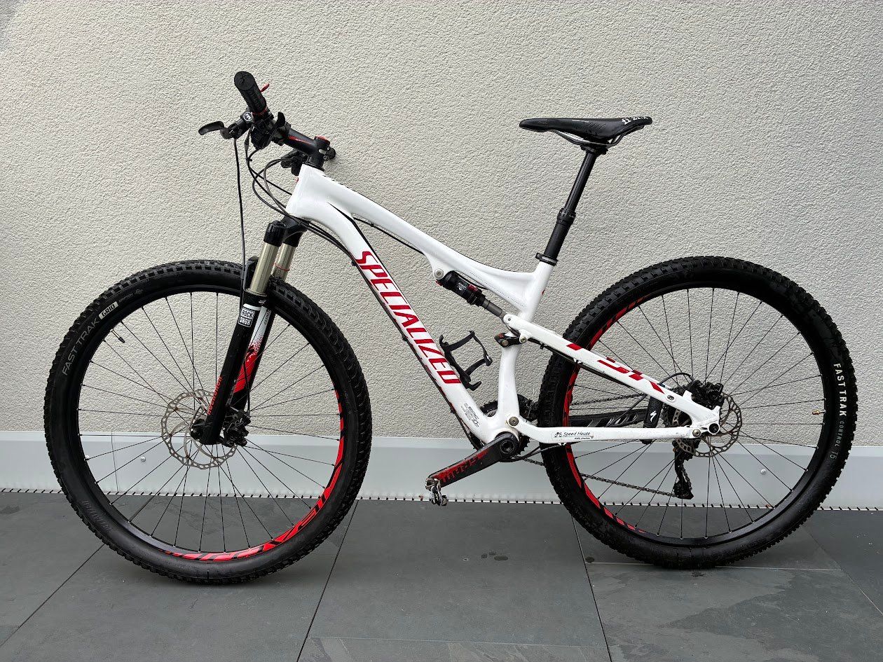 Epic Velos: Specialized Epic 4 Expert Carbon 29 | Grösse M – Gebraucht aus St. Gallen von Rom_85hh 1