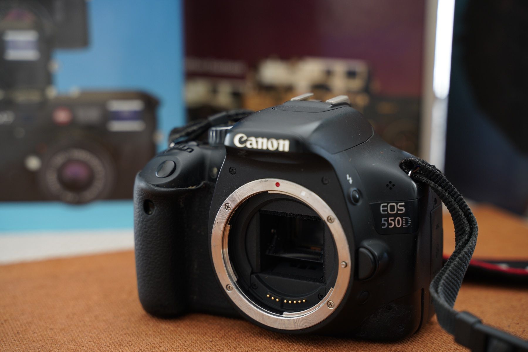 Canon Fotocamera: Canon EOS 550D - 75-300mm - 1:4-5.6 – Difettoso da Dagmersellen venduto da sim_zqh8 4