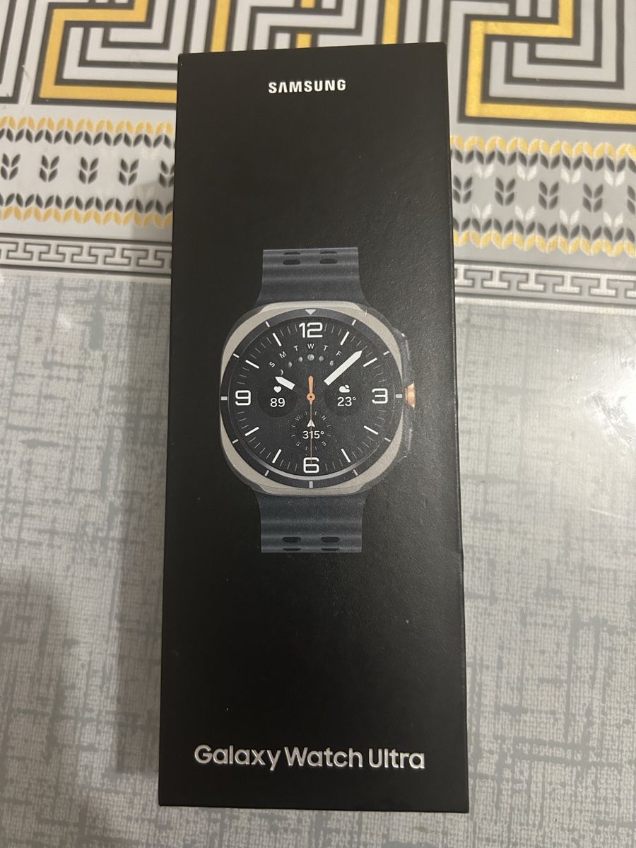 Samsung Smartwatch: Galaxy watch Ultra  – Nuovo (secondo la descrizione) da Zürich venduto da jaa_xg97
