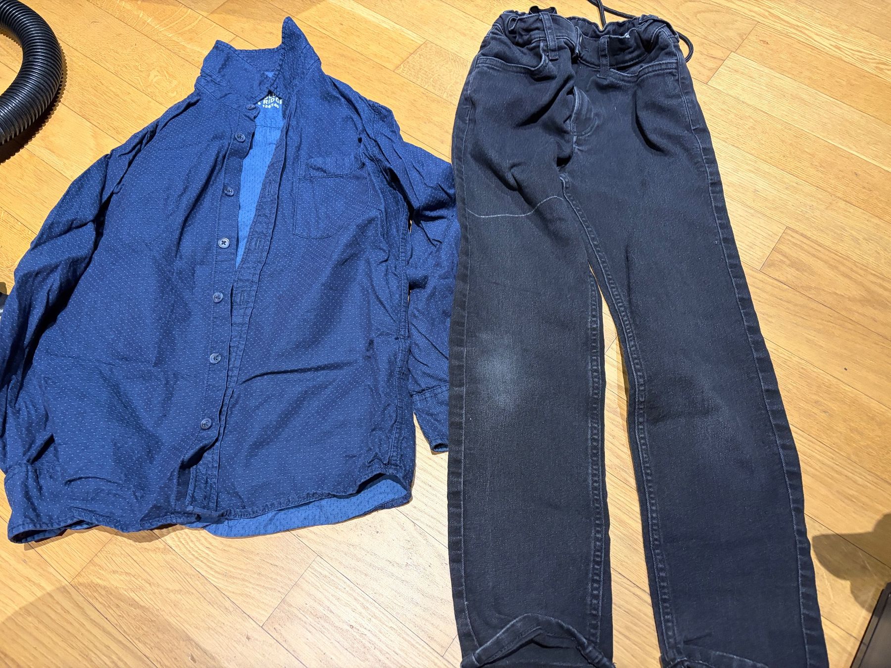 Lotti & Set di vestiti: Boys Kleider Paket 23 pieces – Usato da Münchenstein venduto da ArleneLM 6