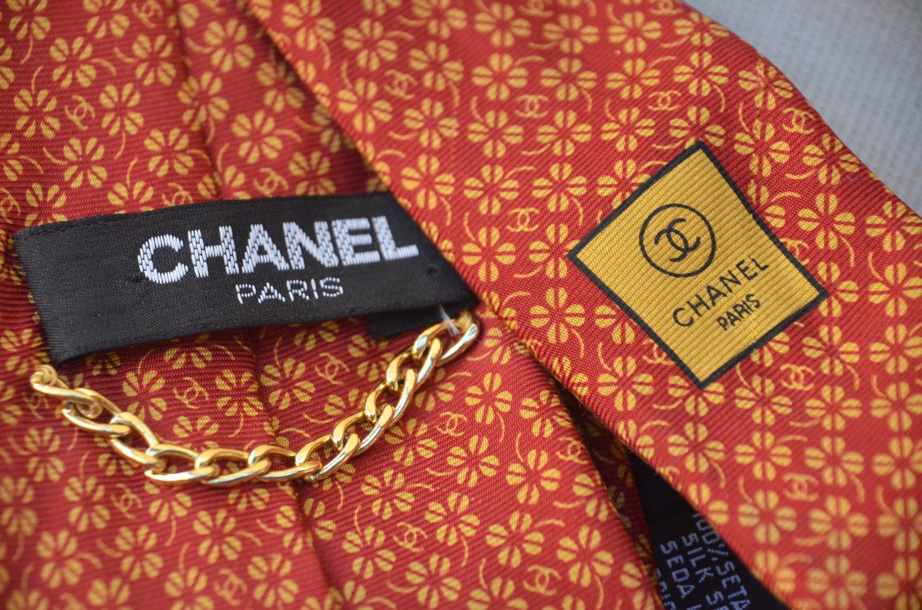 Chanel Krawatten: Krawatte / Cravate Chanel 100% Soie / Seide – Gebraucht aus Collonges von Auganien