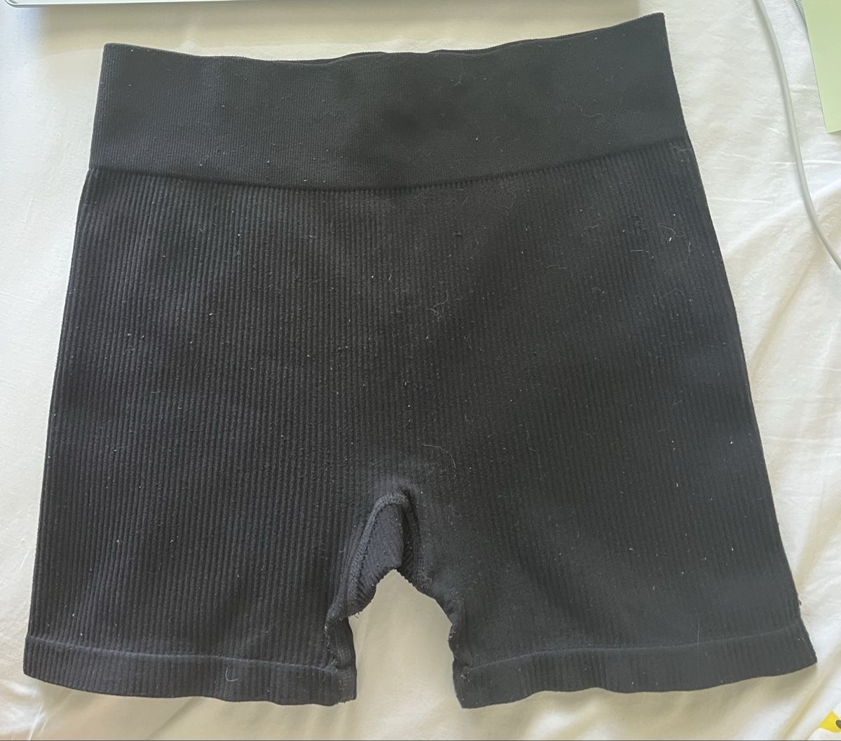 Leggings: Short cycliste M 🚴 – Usato da Bramois venduto da cyr_sb8d