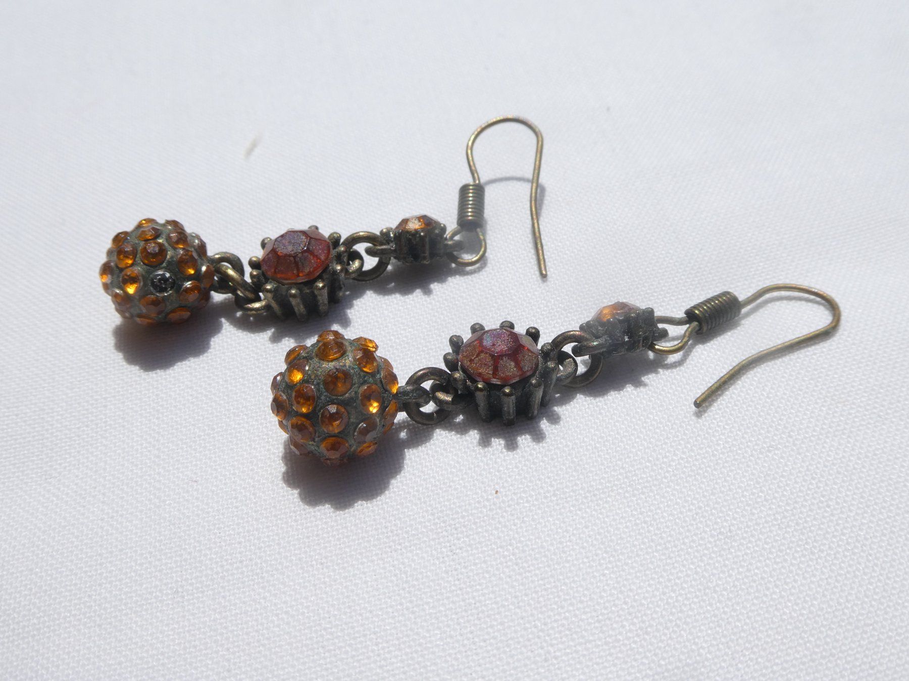 Ohrringe & -stecker: Vintage Ohrhänger, Modeschmuck – Gebraucht aus Gattikon von kaandooh 1