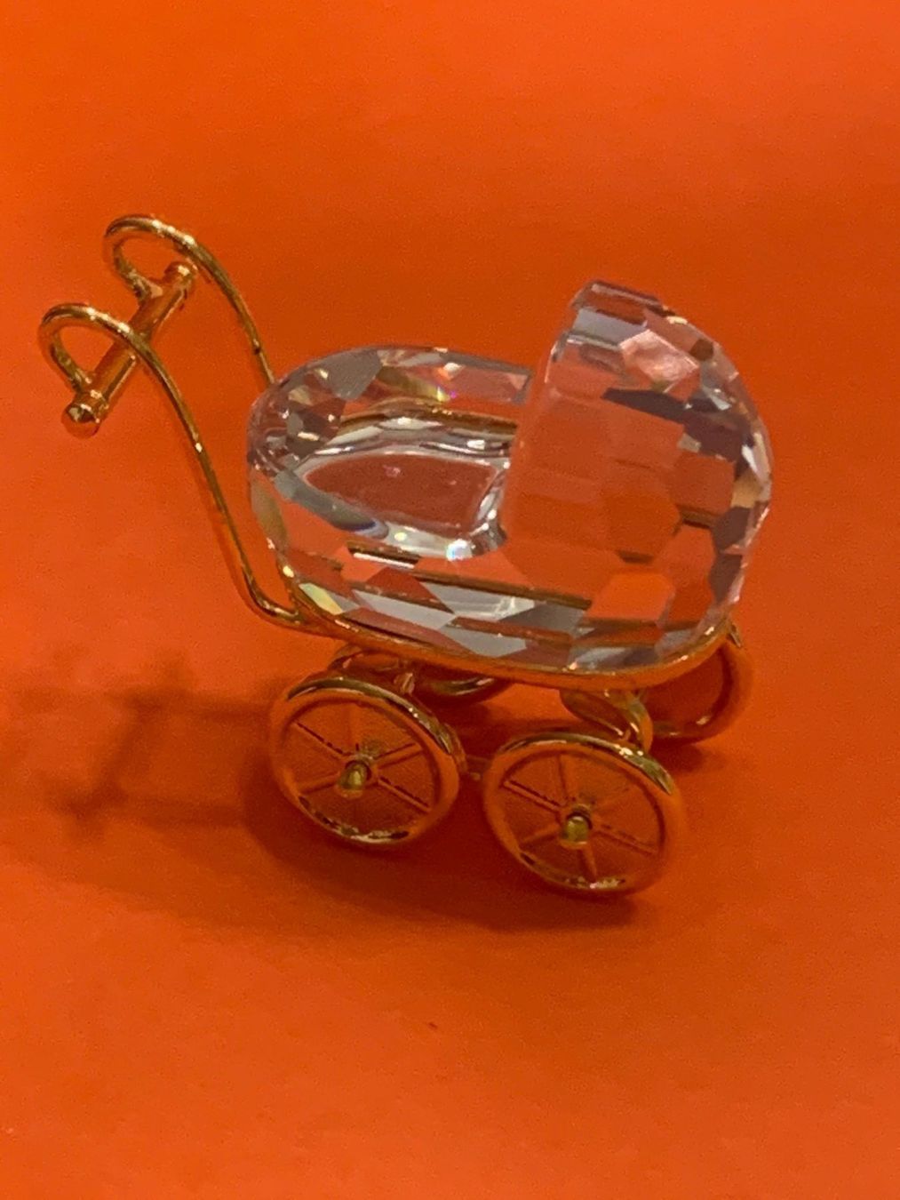 Swarovski Figuren: Swarovski Crystal Memories Kinderwagen – Neu (gemäss Beschreibung) aus Oberglatt ZH von Multimix