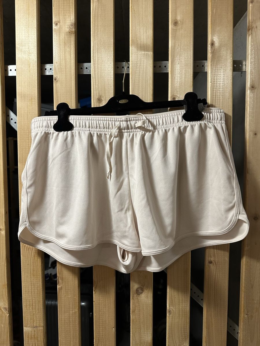 H&M Pantaloni: Sport Shorts, H&M, Gr.L – Usato da Uster venduto da staernli4