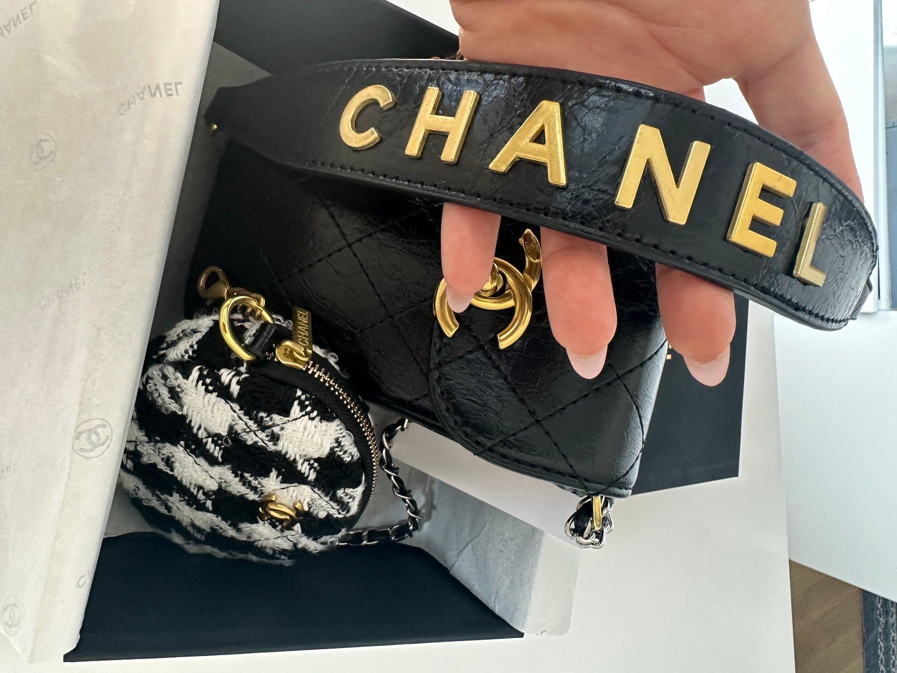 Chanel Taschen: Chanel Beauty VIP Set – Neu und originalverpackt aus Steinmaur von regenbogen052 1