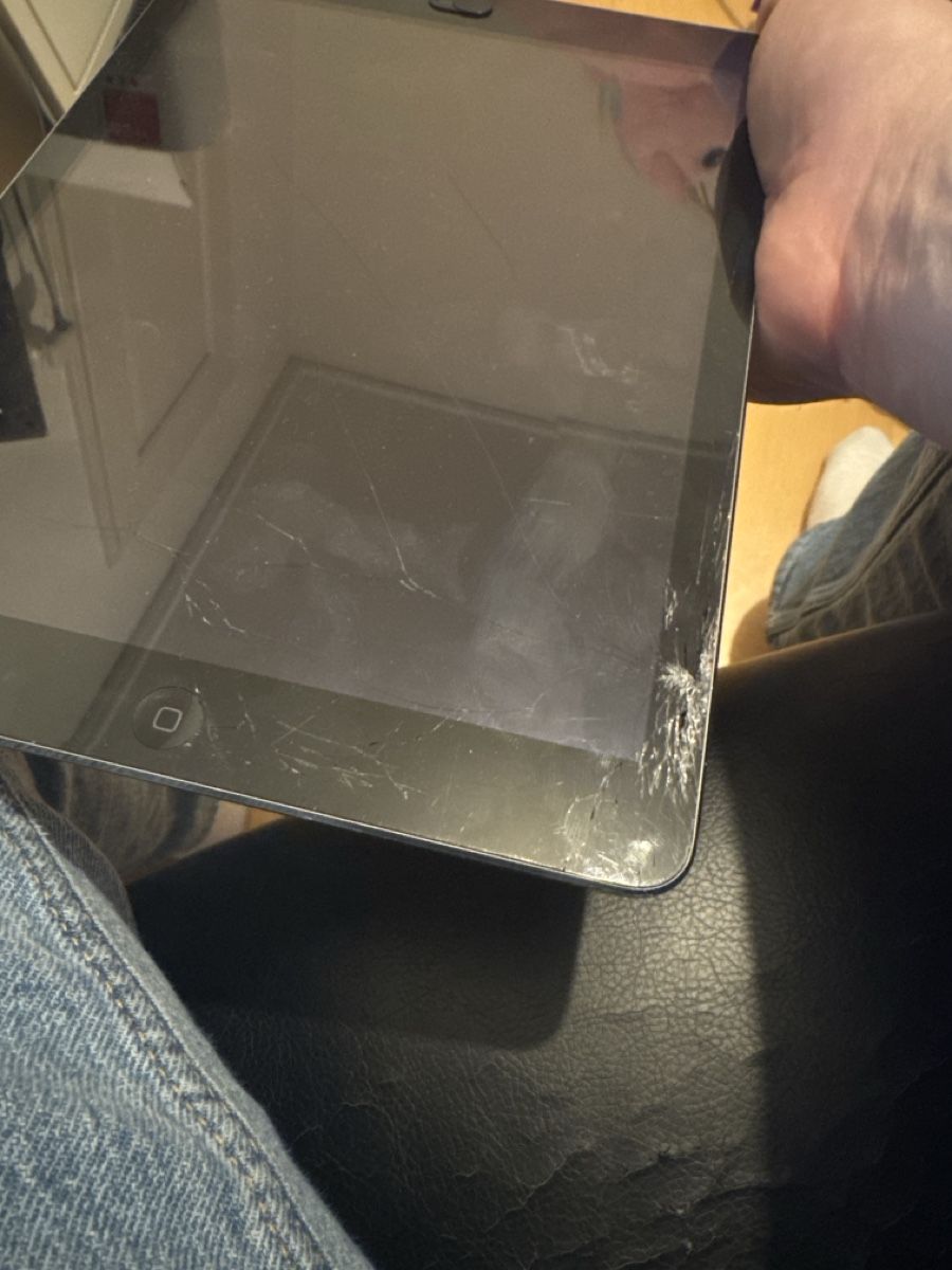 Apple Tablet PC: iPad Air 32 GB Cellular A1475 – Gebraucht aus Baden von noli.r 2