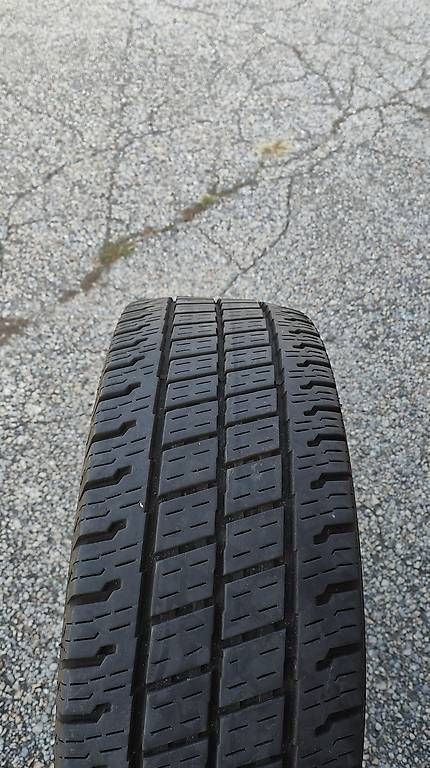 Sonstiges Schreiben & Zeichnen: Gomme 235 65 R16 C – Gebraucht aus Biasca von Alessio086
