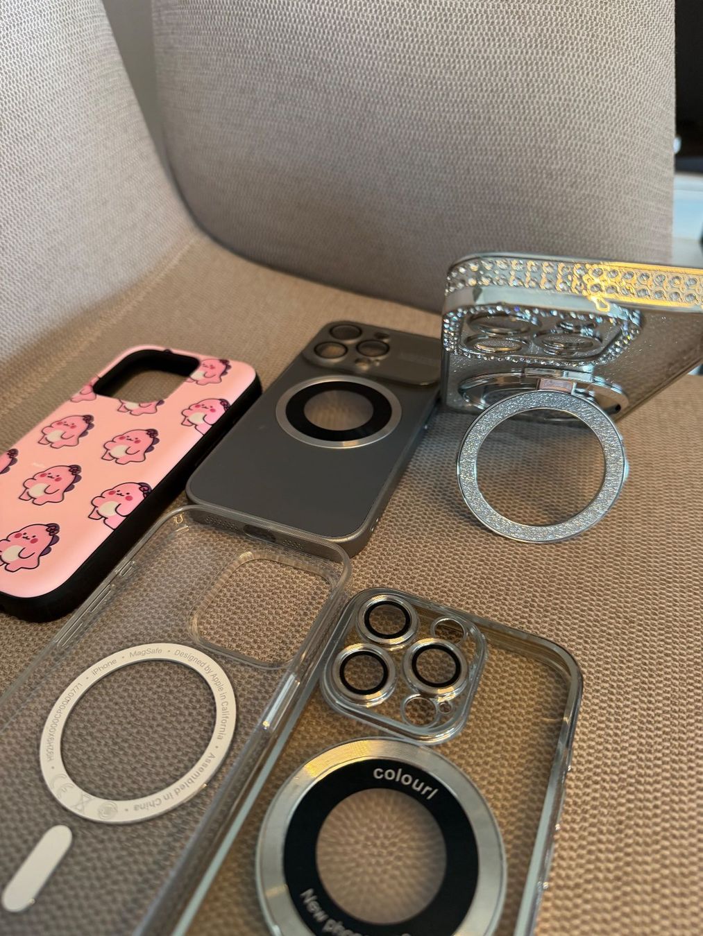 Cover & Protezioni schermo: iPhone 15 Pro Cases - 5 Stück – Usato da Wollerau venduto da Cora07 6
