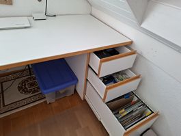 Schreibtisch weiss