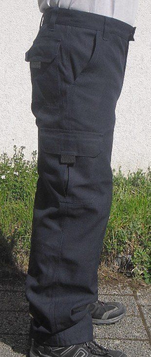 Hosen: Arbeitshose , Dunkelblau , Neu , gr. 50 / 82-86 – Neu (gemäss Beschreibung) aus Büren SO von omsa 1