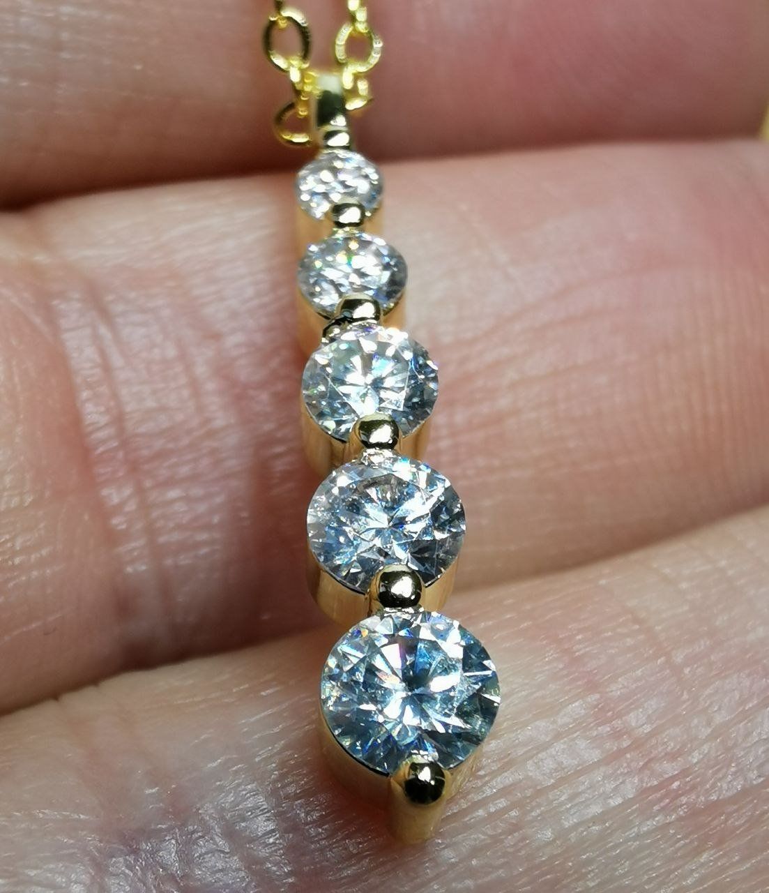 Ketten: Collier avec diamants de moissanite de 0,77 ct GRA – Neu und originalverpackt aus Reconvilier von Tsma67 4