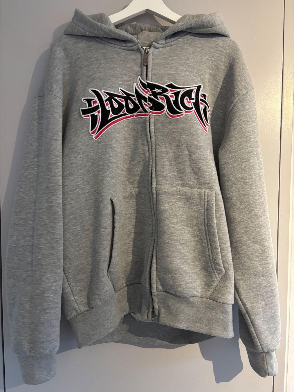 Maglioni & Felpe: Hoodrich Zipper – Usato da Horgen venduto da zimtaoui
