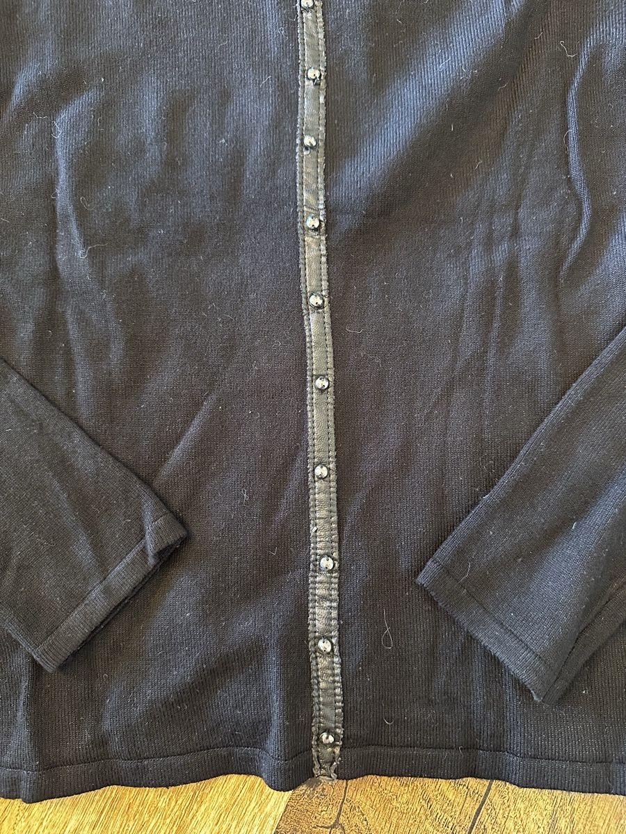 Guess Maglioni & Felpe: Schwarzer Langarmpulli von Guess, Gr. S – Usato da Siebnen venduto da luana_cataleya 5
