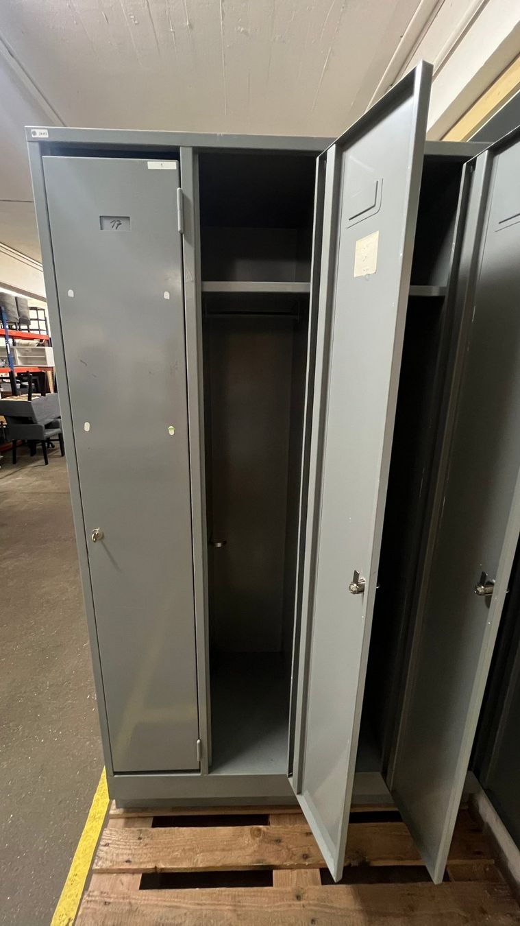 Guardaroba: Metallspind - Garderoben Schrank – Usato da Trimbach venduto da Tripoli_Trimbach 2