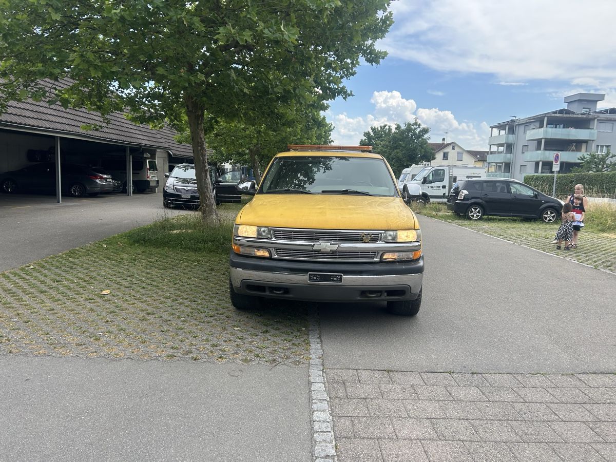 Automobili: Chevrolet Tahoe 5.3L – Usato da Romanshorn venduto da Happy24 3
