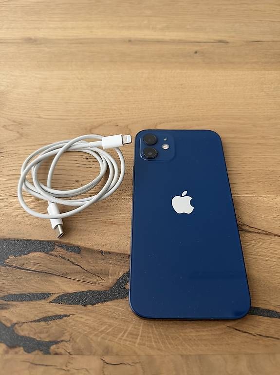 Apple Handys / Smartphones: iPhone 12 - 64GB mit Ladekabel – Gebraucht aus Niederuzwil von Ferdi_Fuchs