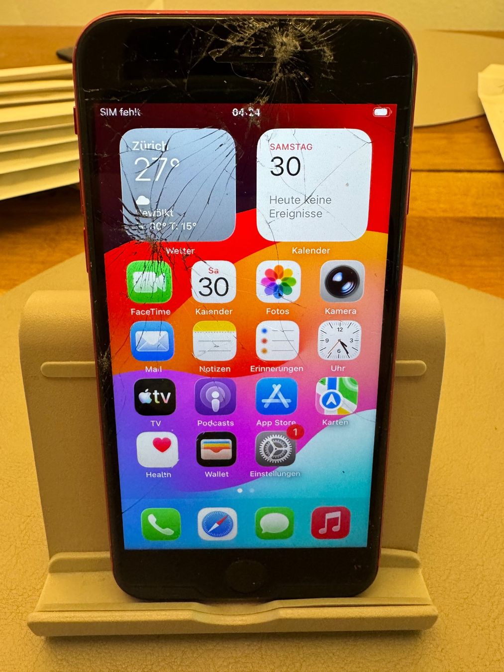 Apple Handys / Smartphones: iPhone SE 2020 mit 256GB – Defekt aus Adliswil von Busys