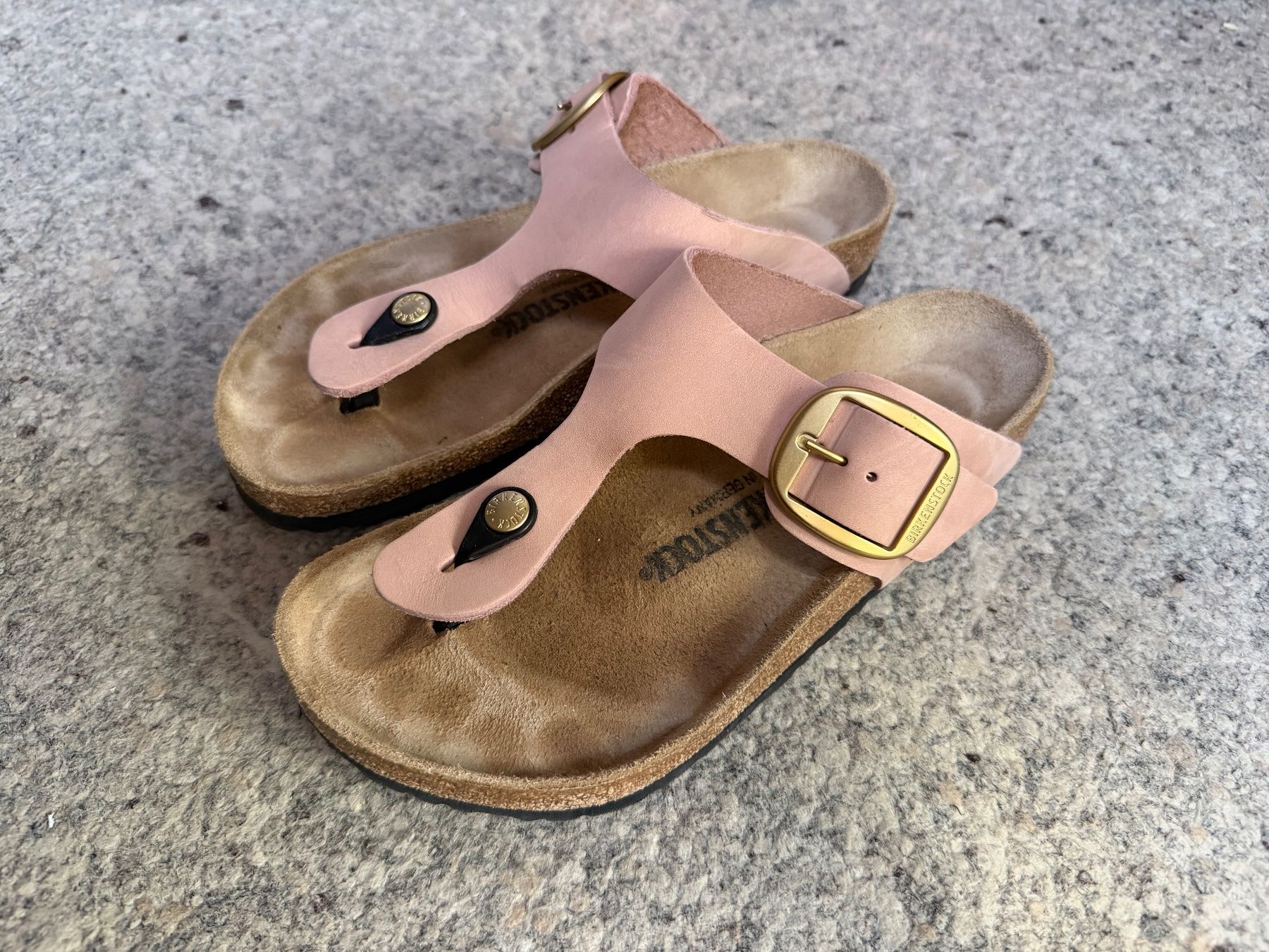 Birkenstock Scarpe da donna: Birkenstock Gizeh Big Buckle Gr. 39 – Usato da Wattwil venduto da edel88
