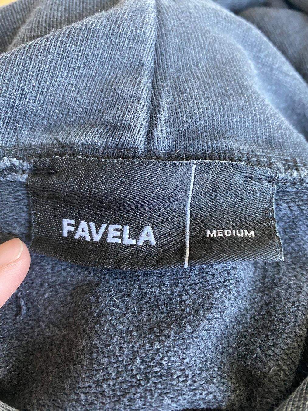 Maglioni & Felpe: Oversized Hoodie FAVELA CLOTHING – Usato da Sigriswil venduto da lar_vl5w 3