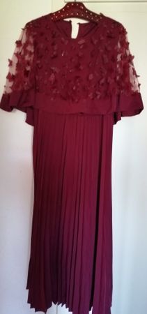 Damen Kleid bordeaux Grösse XL mit Schmetterlingen