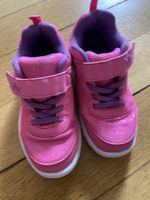 Pinke Mädchen Turnschuhe, Grösse 28, Top Zustand!