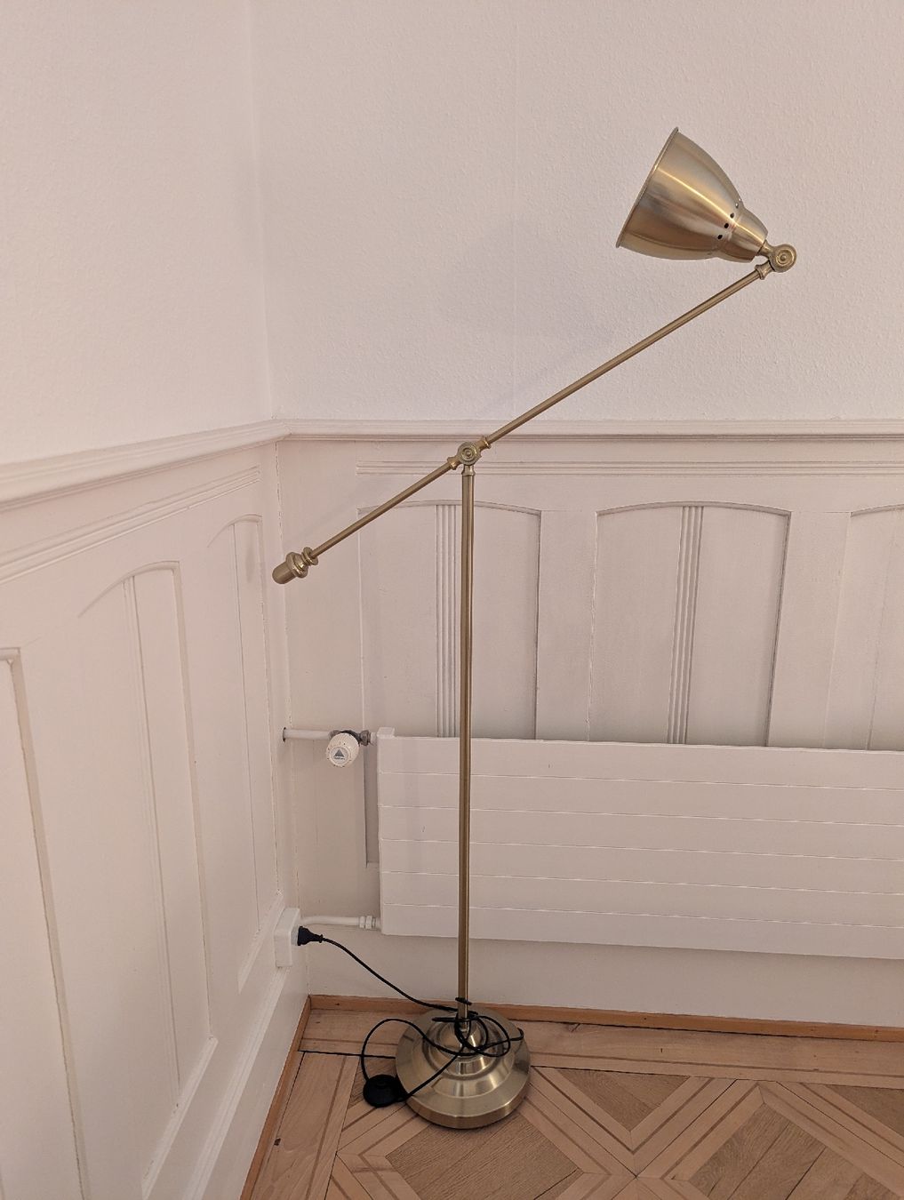 Ikea Lampes: Goldene Stehlampe – D'occasion à Zürich par cel_fs2q