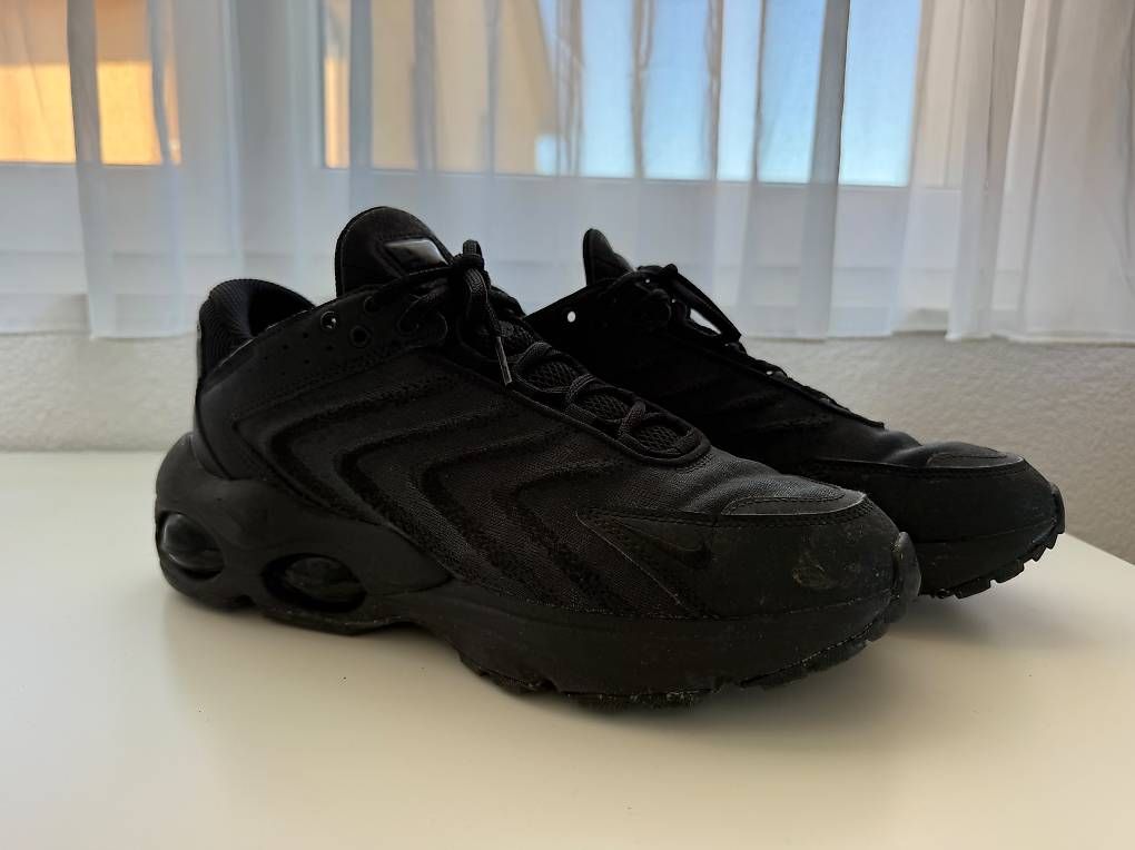 Herrenschuhe: NIKE AIR MAX SCHWARZ, EU 42.5 – Gebraucht aus Niederhelfenschwil von Mileko