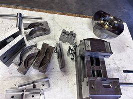 DERA 120 Schraubstock
