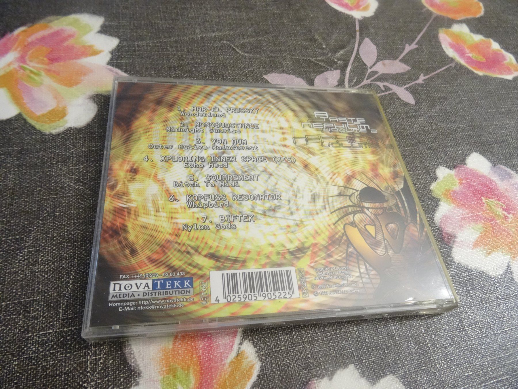 CDs: A Taste of Nephilim - Volume 2 CD – Gebraucht aus Olten von Disc-Ausverkauf 1