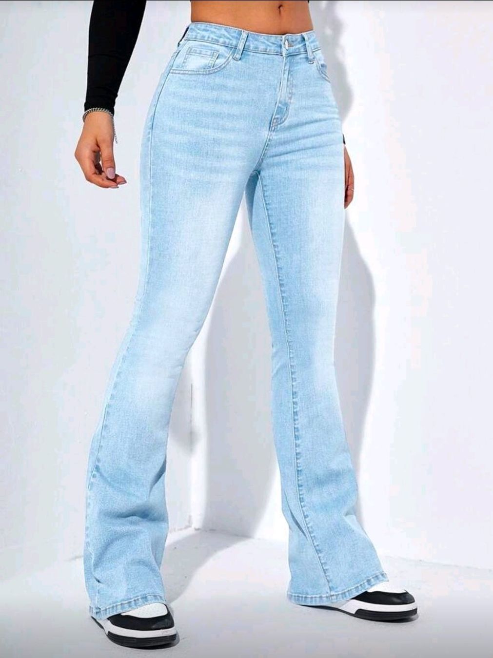 Shein Jeans: Slim Fit Jeans - XS - Schlaghose 👖​ – Nuovo (secondo la descrizione) da Thalwil venduto da VitaMini 1